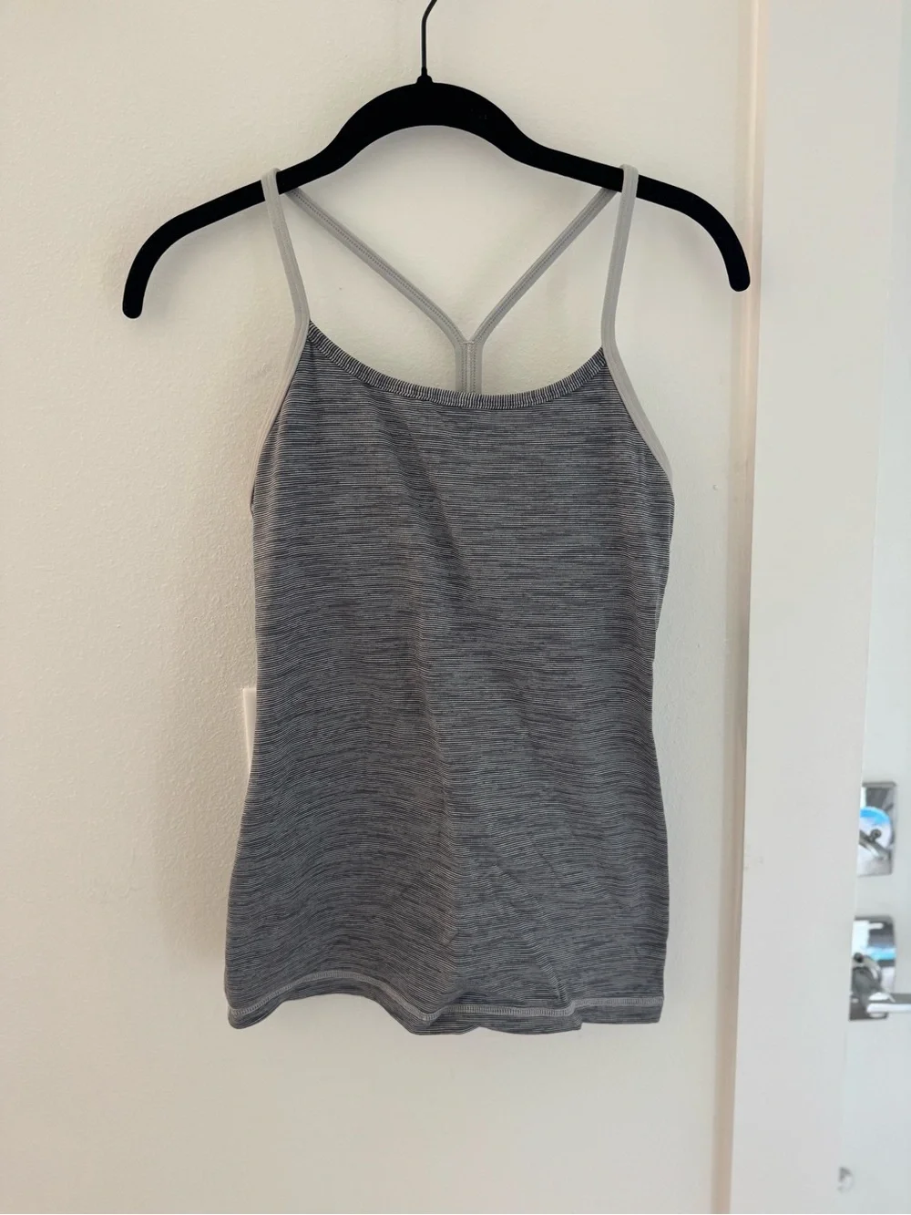 Lululemon Women’s Gray Strappy Tank Top